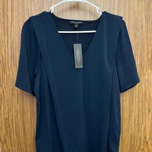 Banana republic blouse, size medium in navy blue.